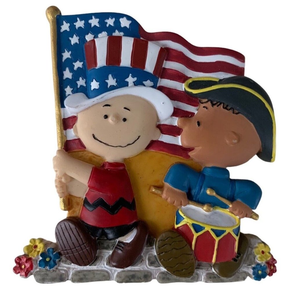 Vintage Charlie Brown 4th of July Marching Magnet United Feature Syndicate READ